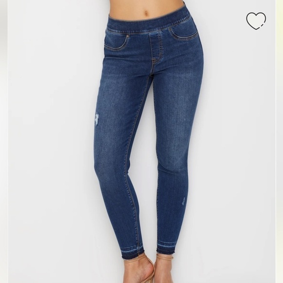 SPANX Ankle Shaping Distressed Denim Legging Jeans Jeggings Medium Wash Small - Picture 1 of 8